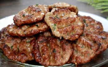 Easy Kofta Kebab Recipe + 3 Delicious Sauces 🍢