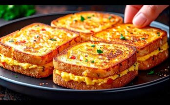 Breakfast Idea for Every Day – Simple, Quick and Delicious! A Brilliant Egg Toast Recipe in 5 Minutes