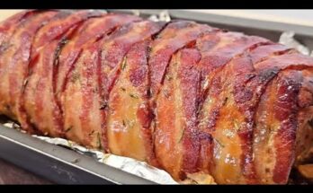Surprise Your Guests at Christmas! Stuffed Pork Loin with Bacon